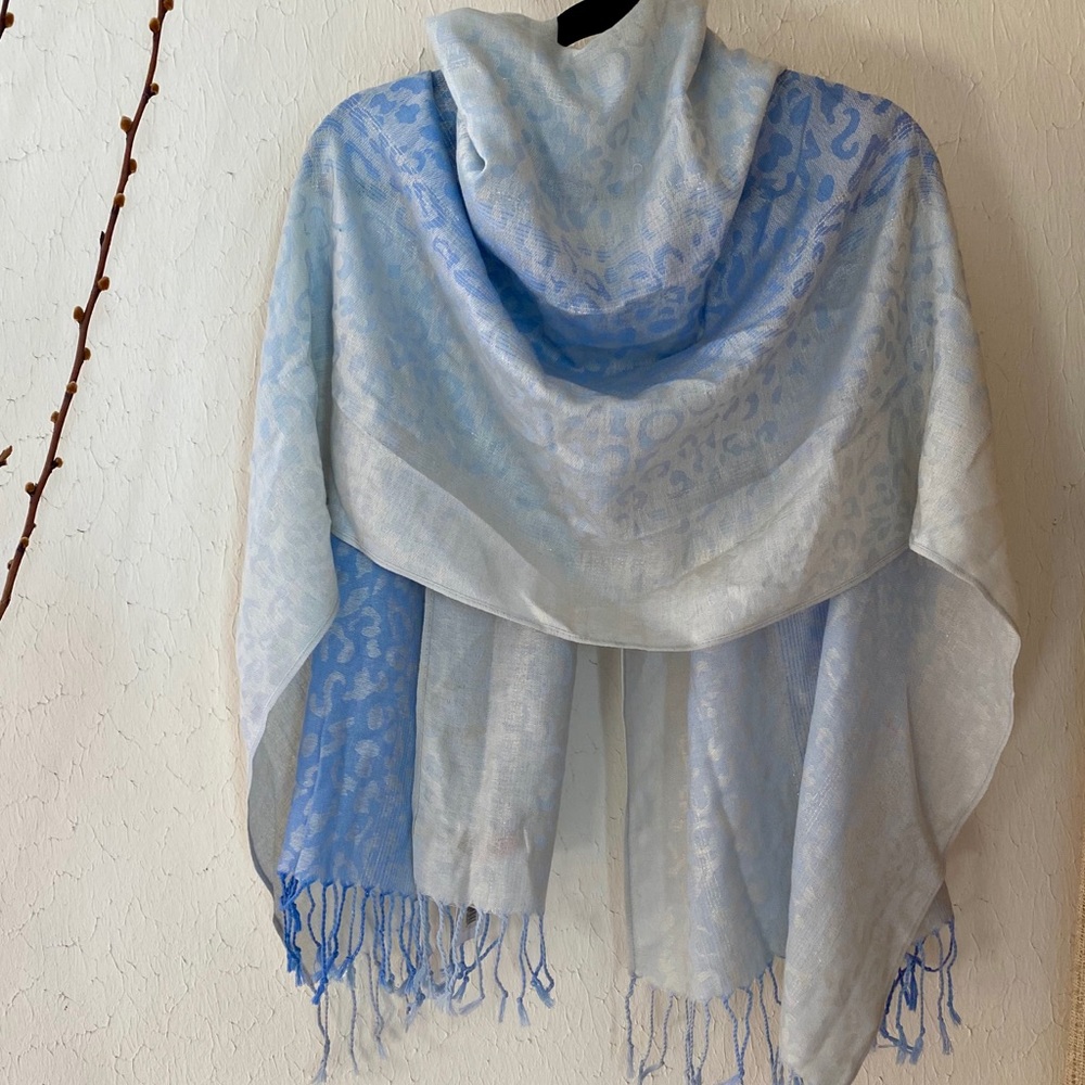Silvery Blue Faux Pashmina Wrap/Scarf  NWT
